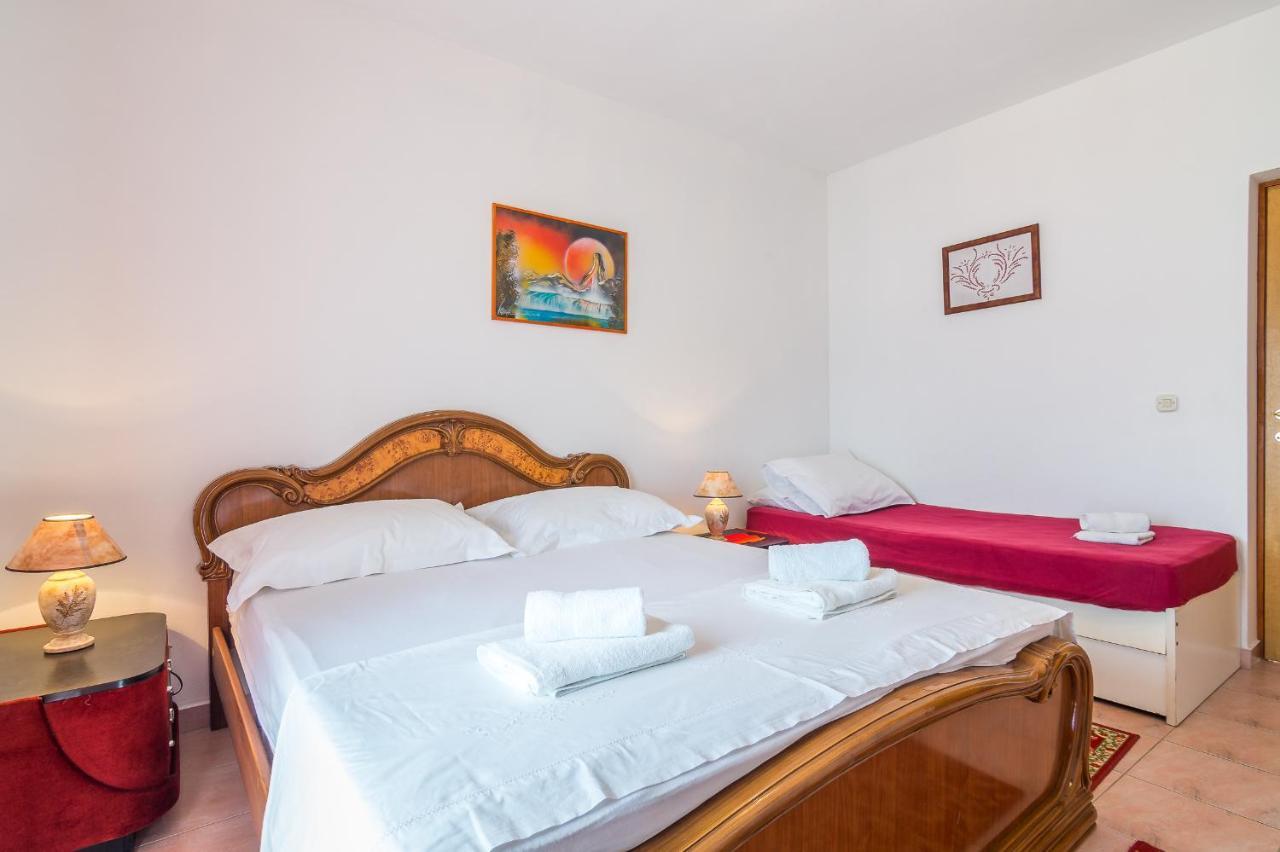 Cheap Apartment Tanja Trogir Exteriör bild