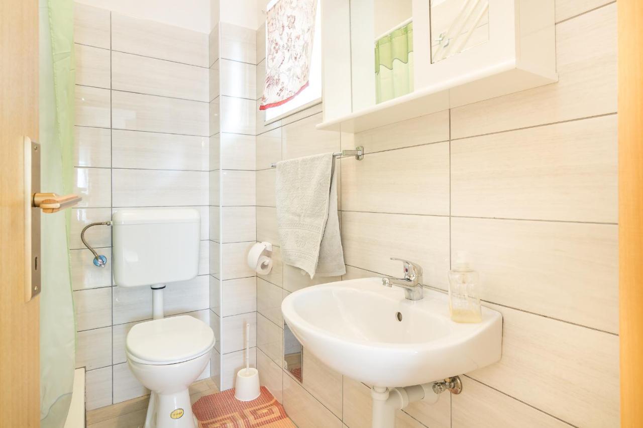 Cheap Apartment Tanja Trogir Exteriör bild