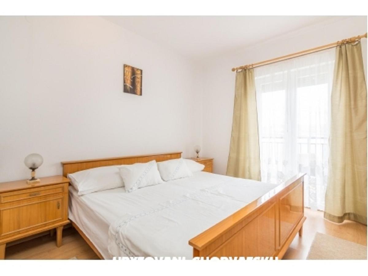 Cheap Apartment Tanja Trogir Exteriör bild